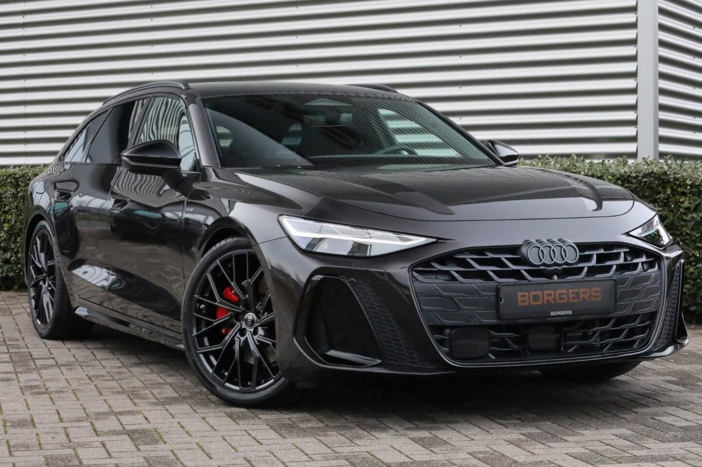 Audi A6 Avant - e-hybrid Competition Trekhaak l Massage l Pano.dak - AutoWereld.nl