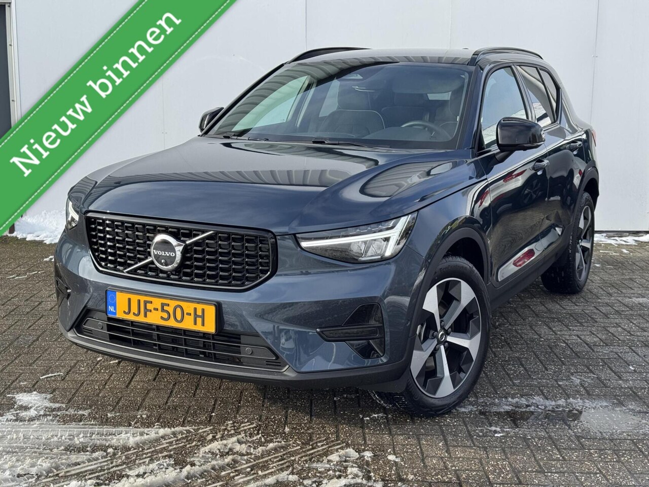 Volvo XC40 - 2.0 B4 Plus Dark|Mj 26|ACC|Blis|360*Cam|Trekh.|19"|el.bed.st|priv.glas| - AutoWereld.nl