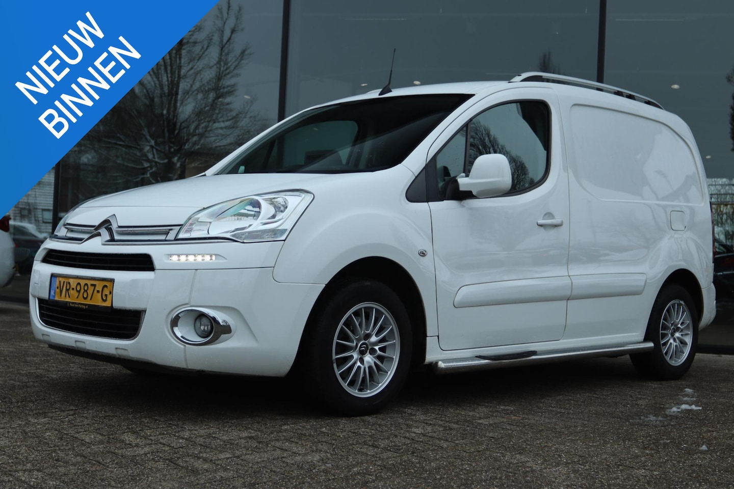 Citroën Berlingo - 1.6 HDI 500 CLUB | TREKHAAK | NAVI | 3-ZITS | PDC | LMV - AutoWereld.nl