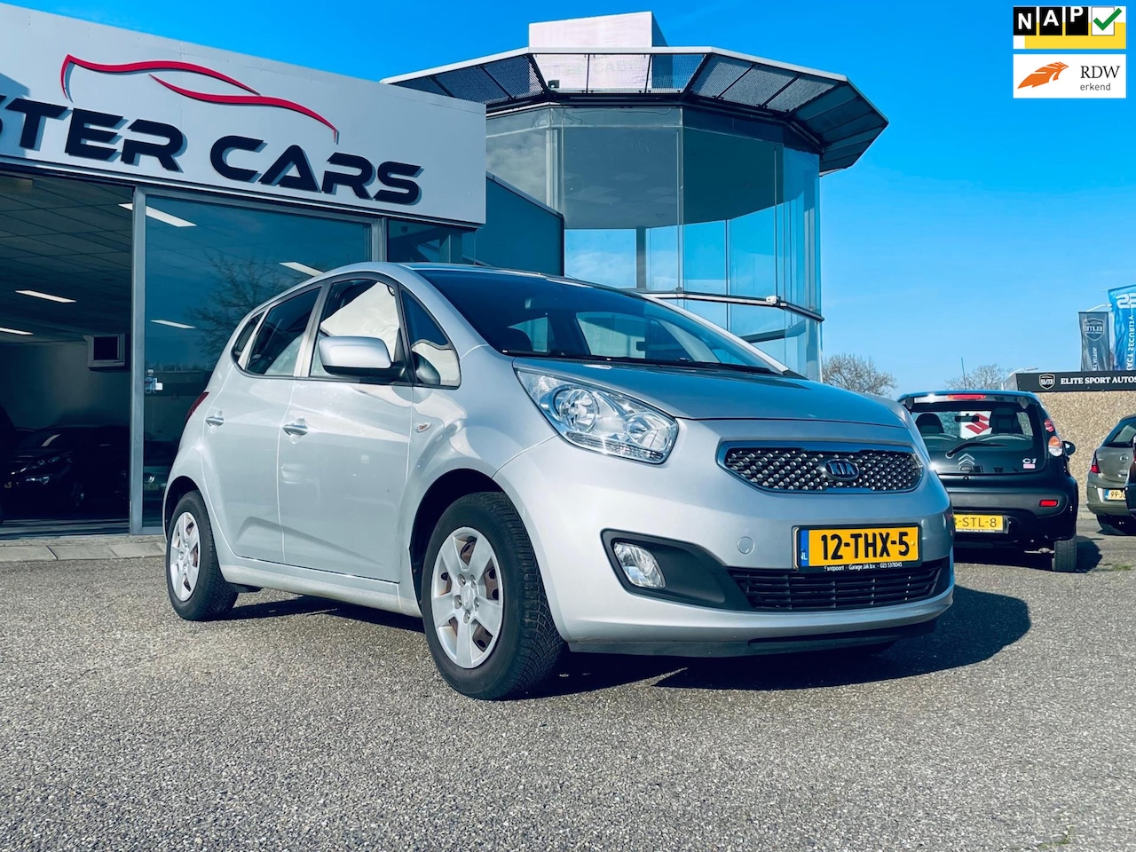 Kia Venga - 1.4 CVVT Seven 1.4 CVVT Seven, Airco, Cruise Control, Trekhaak, NAP, APK - AutoWereld.nl