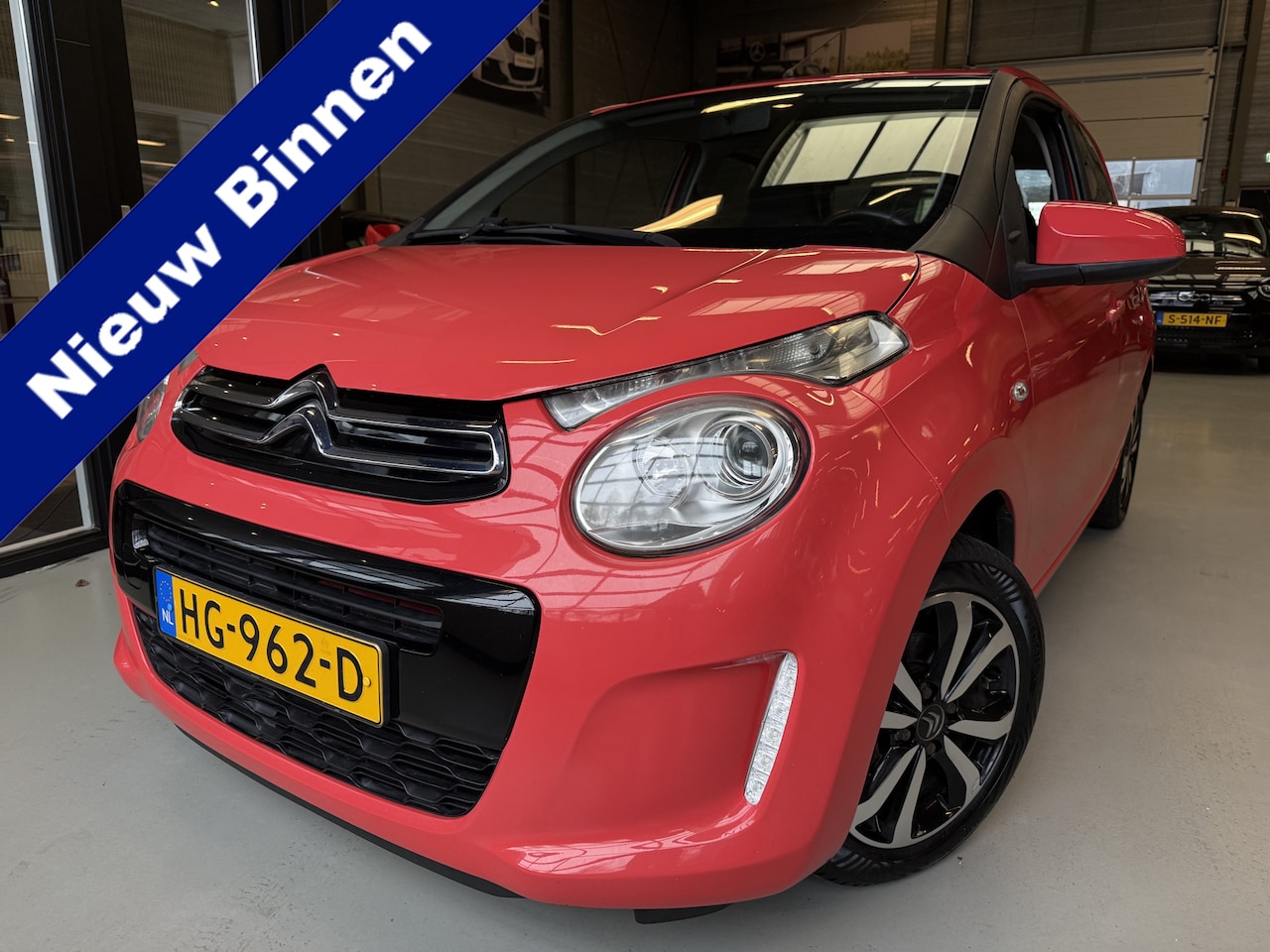 Citroën C1 - 1.0 VTi Shine Automaat, Airco, Camera, Lichtmetalen velgen - AutoWereld.nl