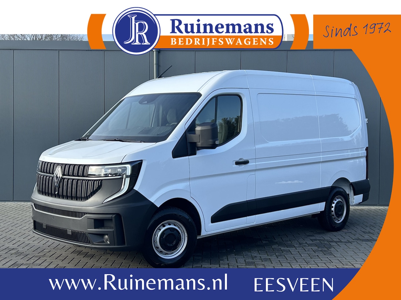 Renault Master - T35 2.0 dCi 130 PK + PAKKET / L2H2 / NIEUW !! BPM VRIJ / TREKHAAK / CAMERA / CRUISE / AIRC - AutoWereld.nl