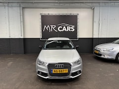 Audi A1 - 1.2 TFSI Attraction Navi/Airco/Stoelverwarming