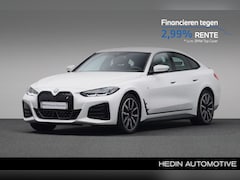 BMW i4 - eDrive40 High Executive 84 kWh | Achteruitrijcamera | Ambiance verlichting | Hifi System |