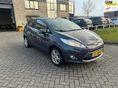 Ford Fiesta - 1.25 Titanium Cruise controle 5 Deurs Xenon