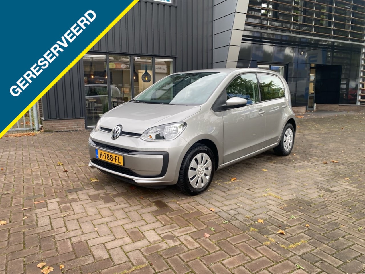 Volkswagen Up! - 1.0 BMT move up! 5drs /airco/blue-tooth - AutoWereld.nl