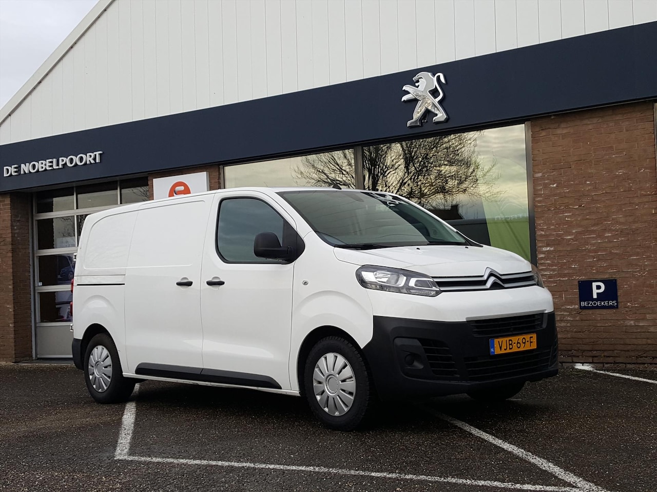 Citroën Jumpy - GB L2 CLUB/M/1.5 BlueHDi 120PK S&S 3-zits Navigatie | AIRCO | Cruise control | Parkeersens - AutoWereld.nl