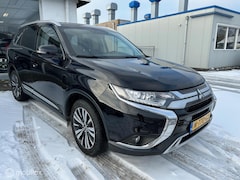 Mitsubishi Outlander - 2.0 2WD Limited