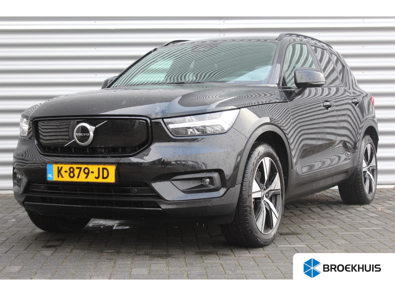 Volvo XC40 - RECHARGE P8 408PK AWD R-DESIGN / NAVI / LEDER / FULL-LED / 19" LMV / KEYLESS / BLIS / CAME - AutoWereld.nl