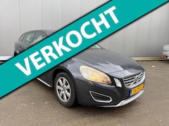 Volvo V60 - 1.6 T3 Kinetic