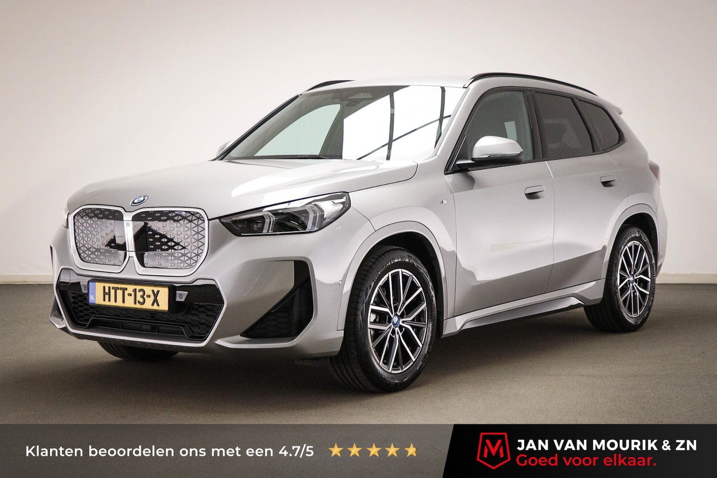 BMW iX1 - eDrive20 67 kWh M-Sport Edition | PREMIUM PACK | STUURVERWARMING | DAB | APPLE | CAMERA - AutoWereld.nl