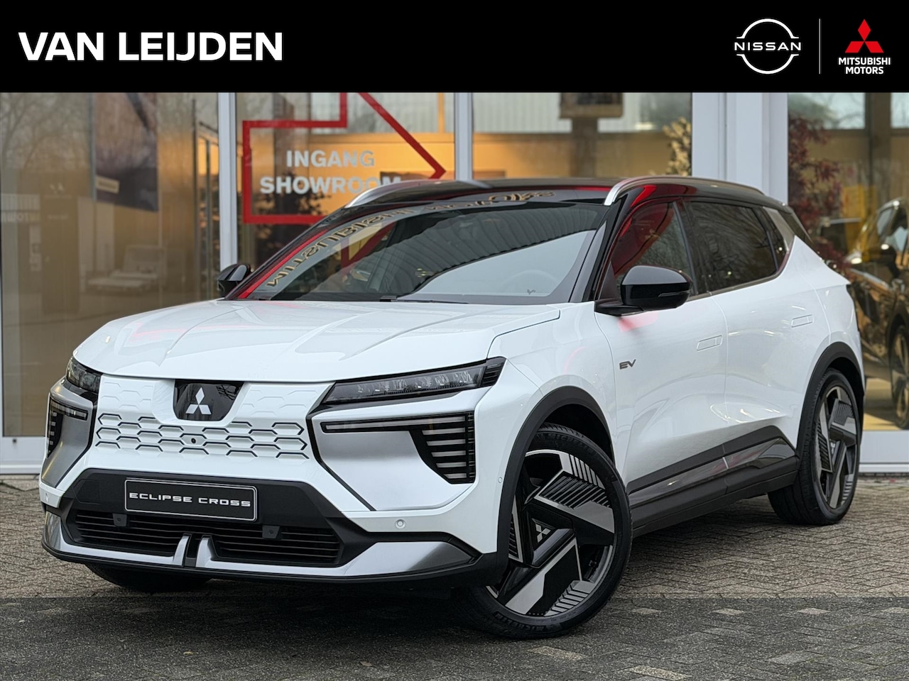 Mitsubishi Eclipse Cross - 87kWh 220pk Intense+ | NIEUW | € 4.000 korting - AutoWereld.nl