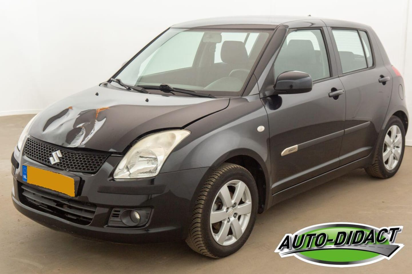Suzuki Swift - 1.3 Shogun Airco - AutoWereld.nl