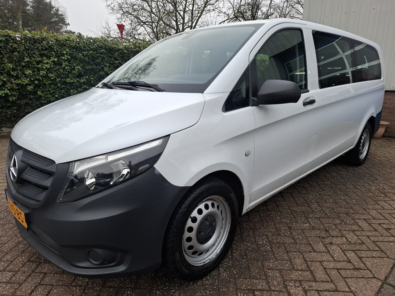 Mercedes-Benz Vito Tourer - 114 BlueTEC 24995.- INCL BTW 9-PERSOONS AUTOMAAT 135PK - AutoWereld.nl