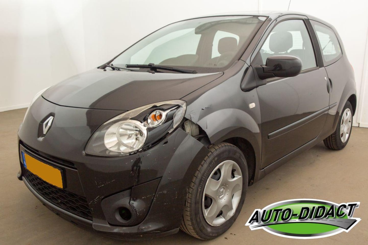Renault Twingo - 1.5 dCi Dynamique Airco - AutoWereld.nl