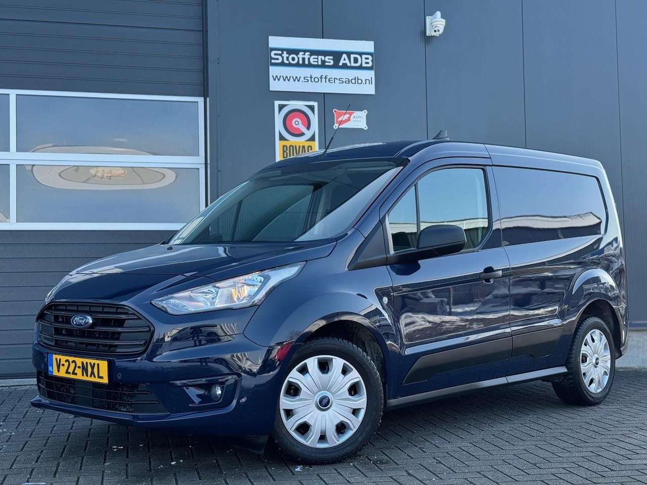 Ford Transit Connect - 1.5 EcoBlue 100pk L1 Trend | Airco | 3-Zits | Camera | Navi | PDC | Bluetooth | Schuifdeur - AutoWereld.nl