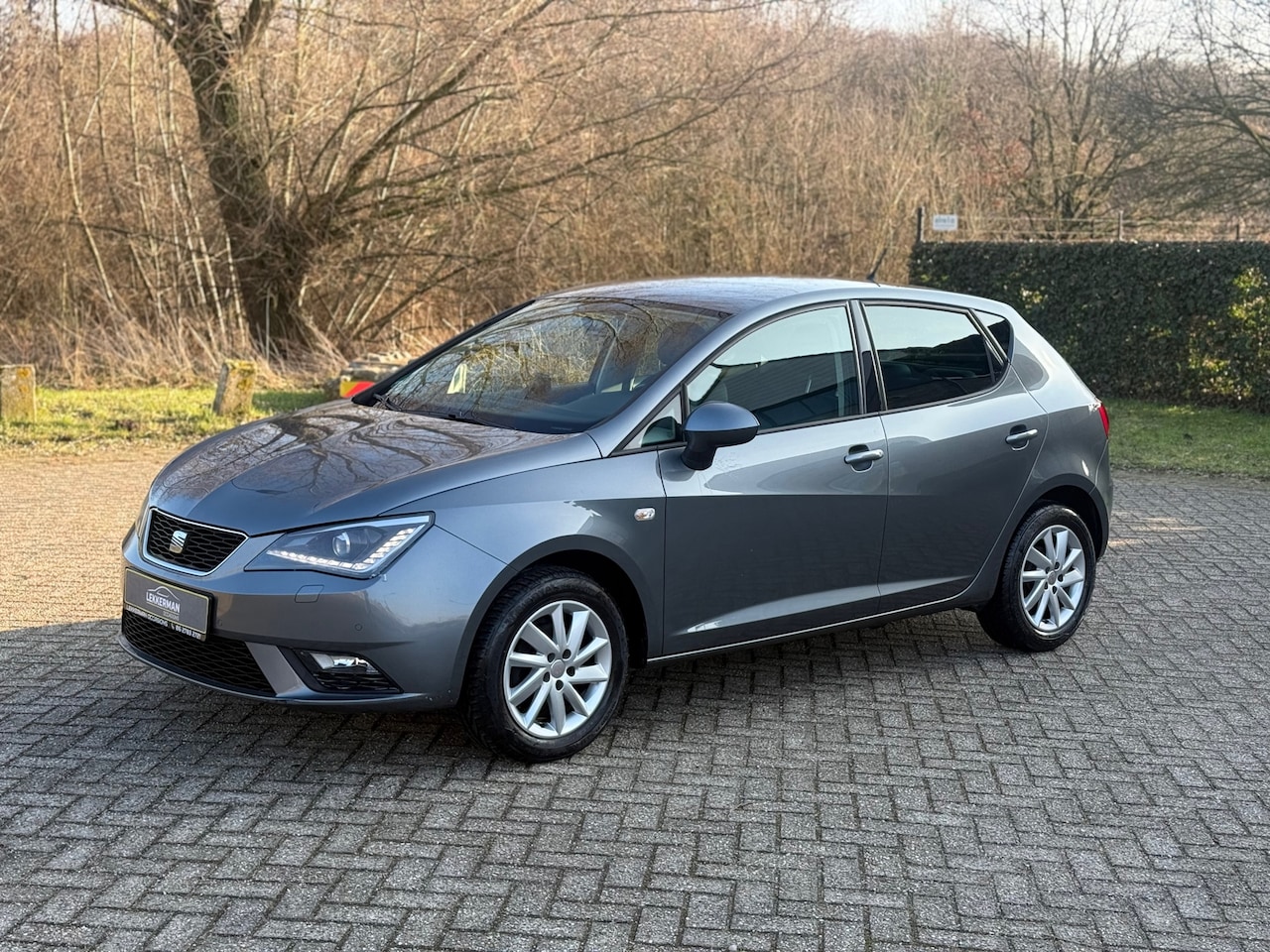 SEAT Ibiza - 1.2 TSI Style LED I LEER I NAVI PDC I NWE APK I ZEER MOOI - AutoWereld.nl