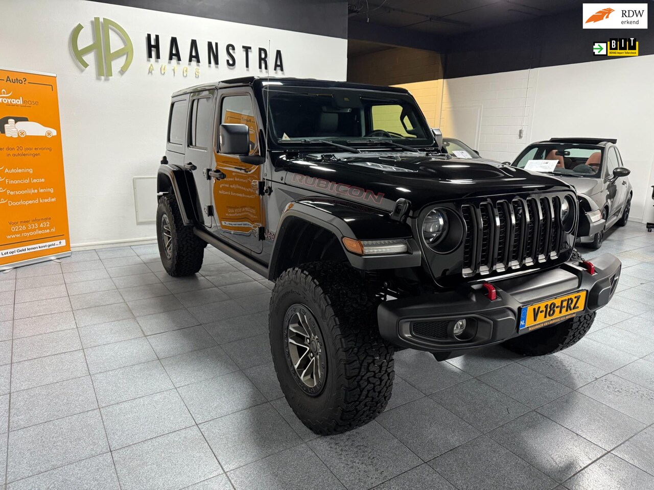 Jeep Wrangler - 2.0T Rubicon Grijs kenteken 1e Eig Trekhaak Nieuw Staat! NL Auto! - AutoWereld.nl