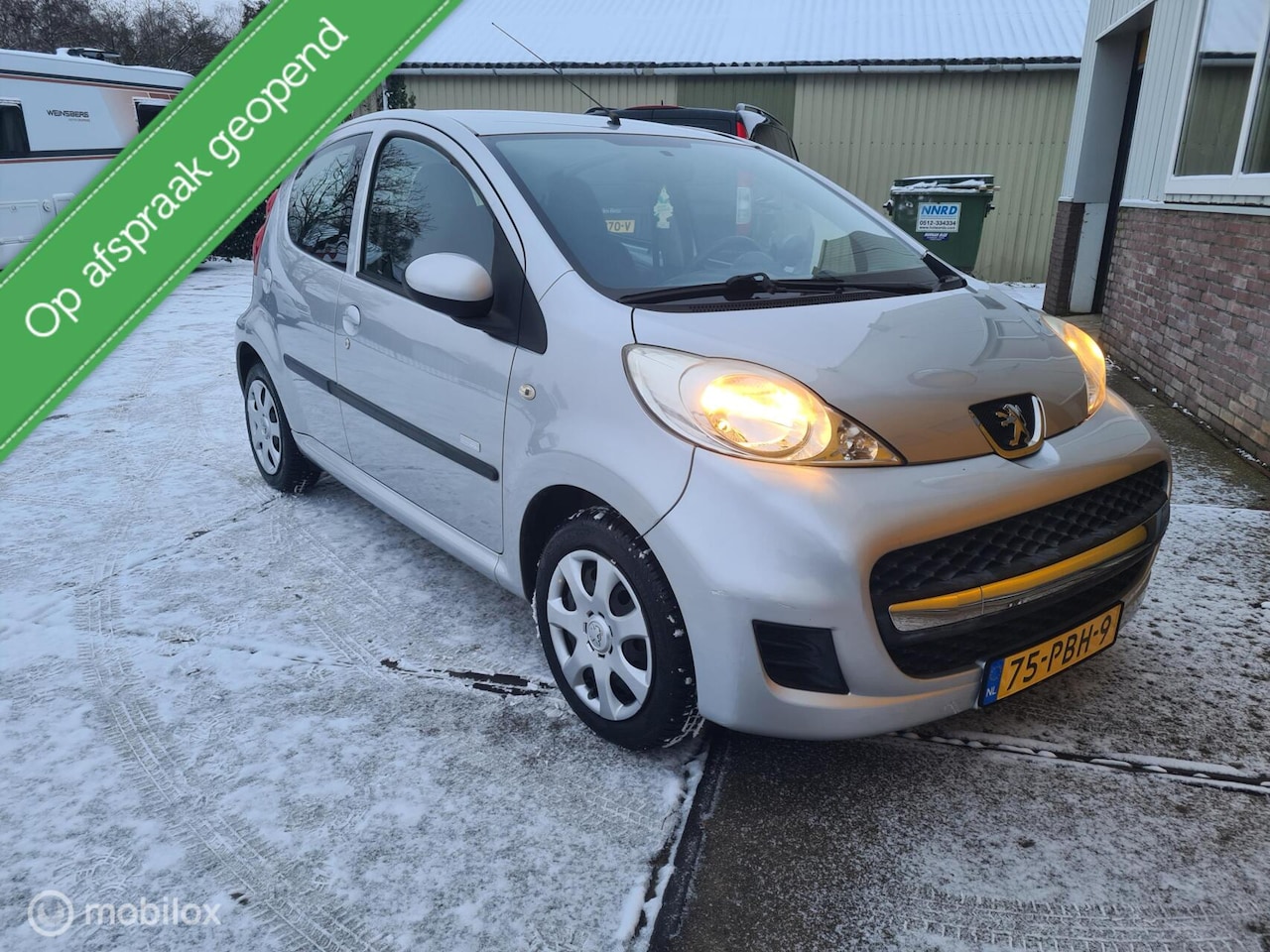 Peugeot 107 - 1.0-12V Millesim 200 Kenteken afgifte 31-12-2010 112.650 km org - AutoWereld.nl