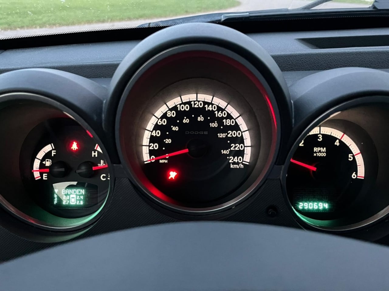 Dodge Nitro - 2.8 CRD SE 2.8 CRD SE - AutoWereld.nl