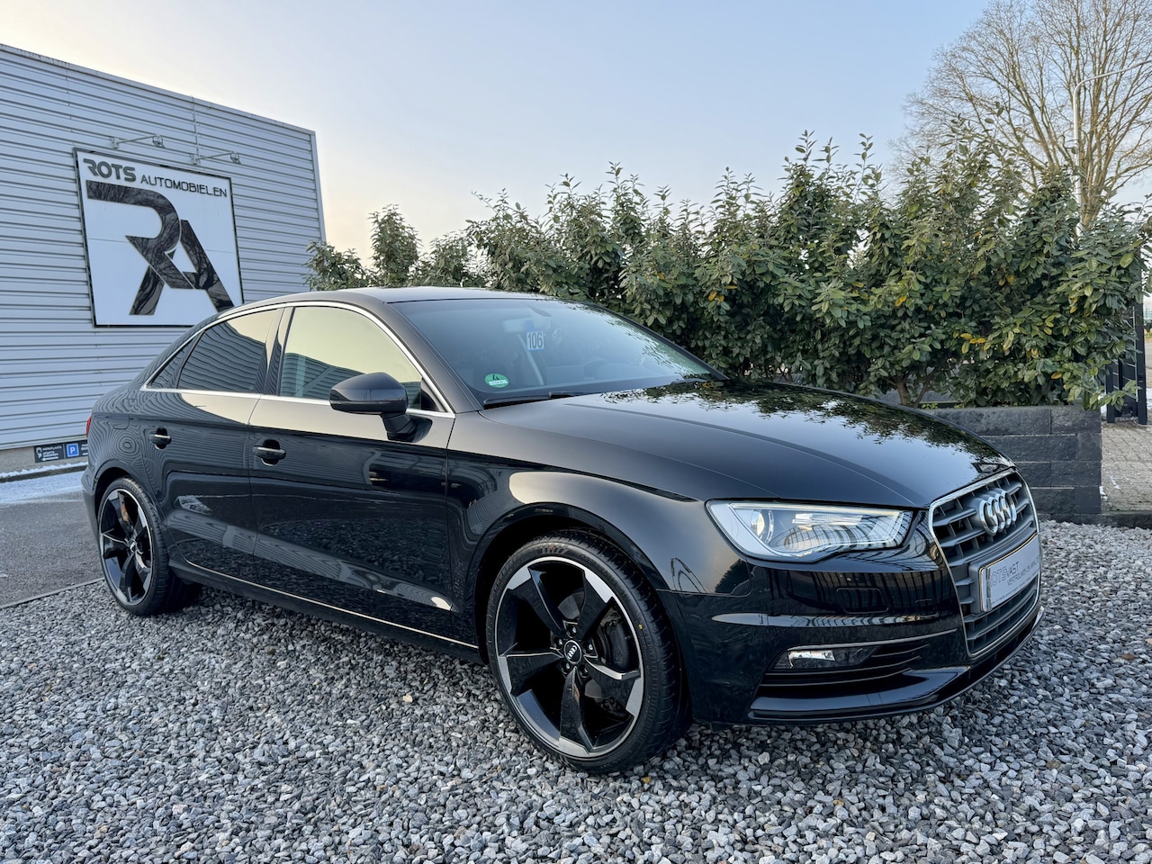 Audi A3 Limousine - 1.4 TFSI Proline S Leer|Xenon|Cruis|Media Zwart - AutoWereld.nl