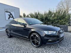 Audi A3 Limousine - 1.4 TFSI Proline S Leer|Xenon|Cruis|Media Zwart