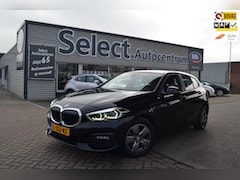 BMW 1-serie - 118i Business Edition\ Automaat nw model aple carplay
