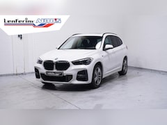 BMW X1 - xDrive25e m Sport Panodak Afn. trekaah Led koplampen Stoel-/stuur verwarming Camera PDC v+