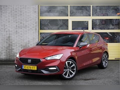 SEAT Leon - 1.5 TSI 150PK FR Launch Edition BJ2020 Lmv 18" | Led | Pdc | Navi | Elek. trekhaak | App-C