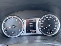 Suzuki Vitara - 1.6 Exclusive | GEEN AFLEVERKOSTEN | Trekhaak | Apple Carplay & Android Auto | Stoelverwar