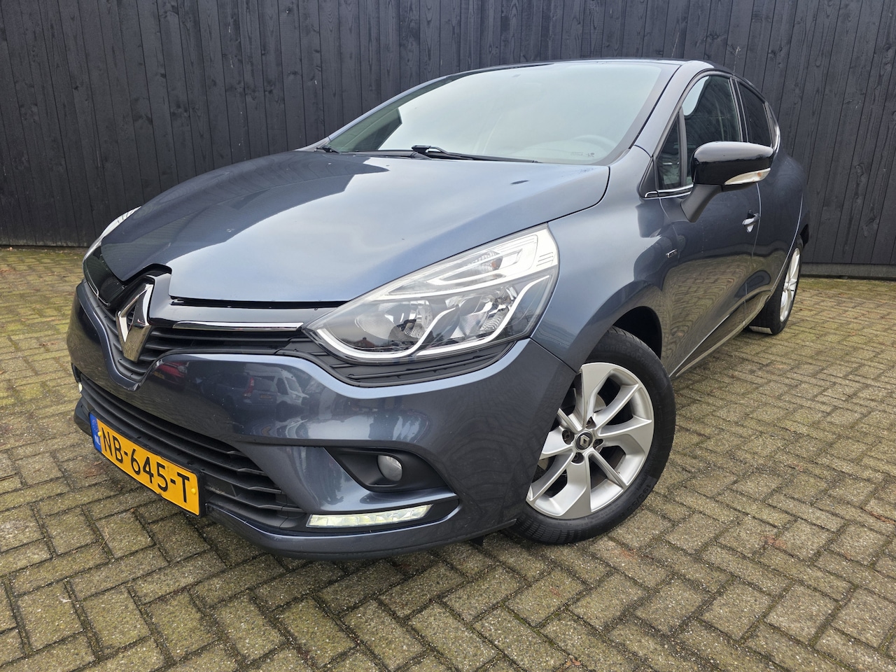 Renault Clio - 0.9 TCe Limited 0.9 TCe Limited - AutoWereld.nl