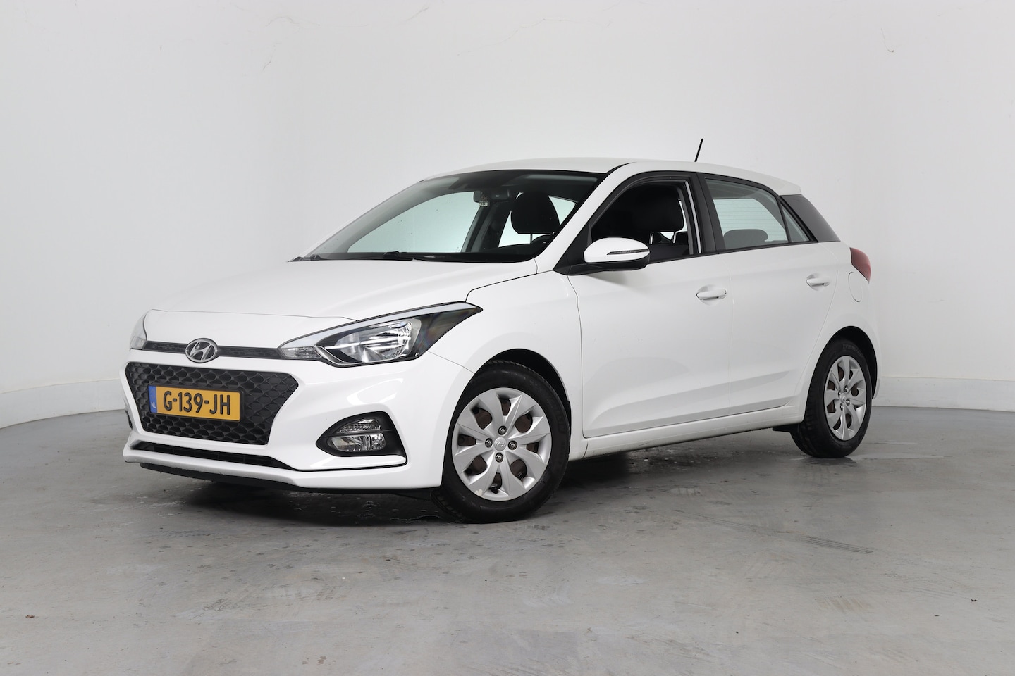 Hyundai i20 - 1.0 T-GDI Comfort | Afneembare Trekhaak | Camera | Parkeersensoren | Cruise Control | Appl - AutoWereld.nl