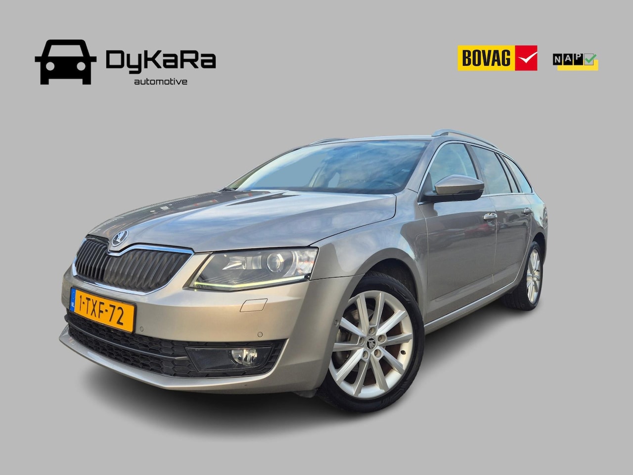 Skoda Octavia Combi - 1.4 TSI Greentech Elegance Bi-Xenon, Half Leder, Trekhaak, Navi, NAP - AutoWereld.nl
