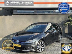Volkswagen Golf - 1.4 TSI GTE Leer / Panodak / Carplay
