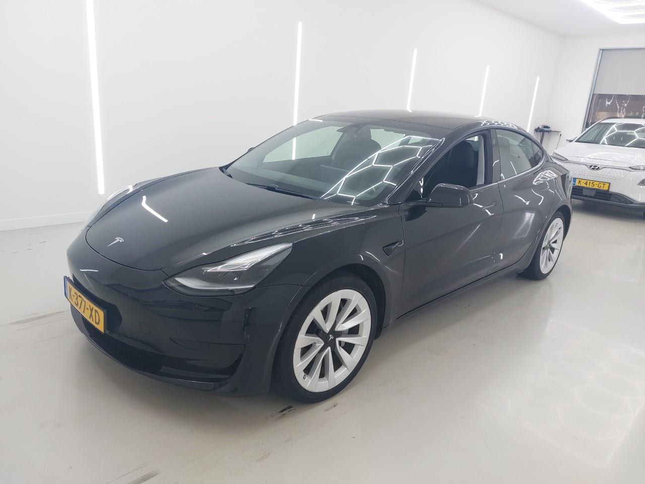 Tesla Model 3 - Standard RWD Plus FACELIFT [ AUTOPILOT+19 INCH+PREMIUM AUDIO ] - AutoWereld.nl