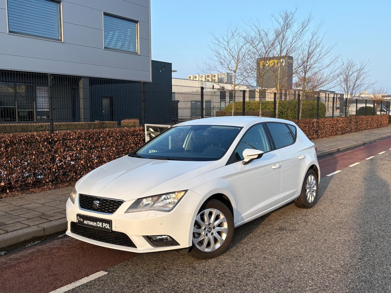 SEAT Leon - 1.4 TSI Style Business Climate/control navigatie stoel/vw - AutoWereld.nl
