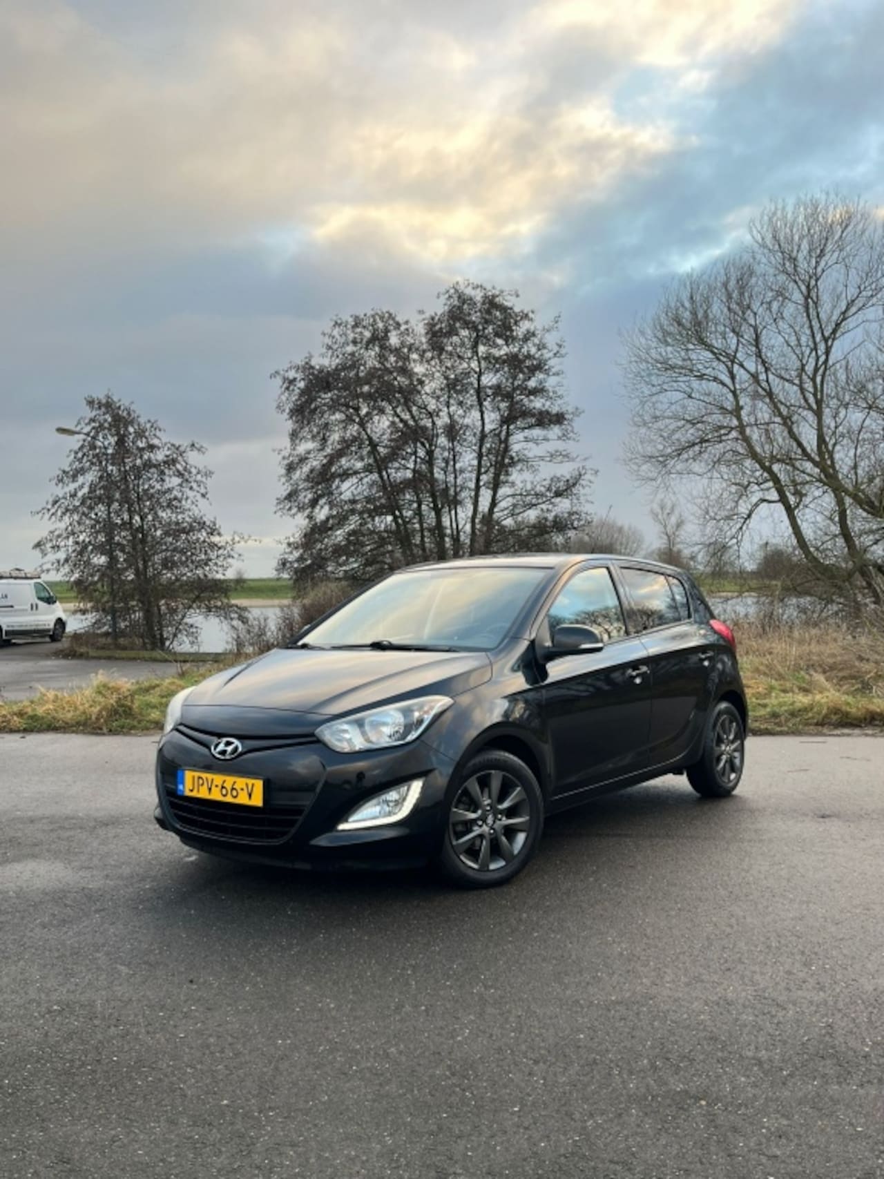 Hyundai i20 - 1.2i 5-DRS 2014 Airco Cruise Control LMT Velgen - AutoWereld.nl