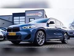 BMW X2 - XDrive25e Business Edition Plus| Headup | Camera | Stoelverwarming | Pano