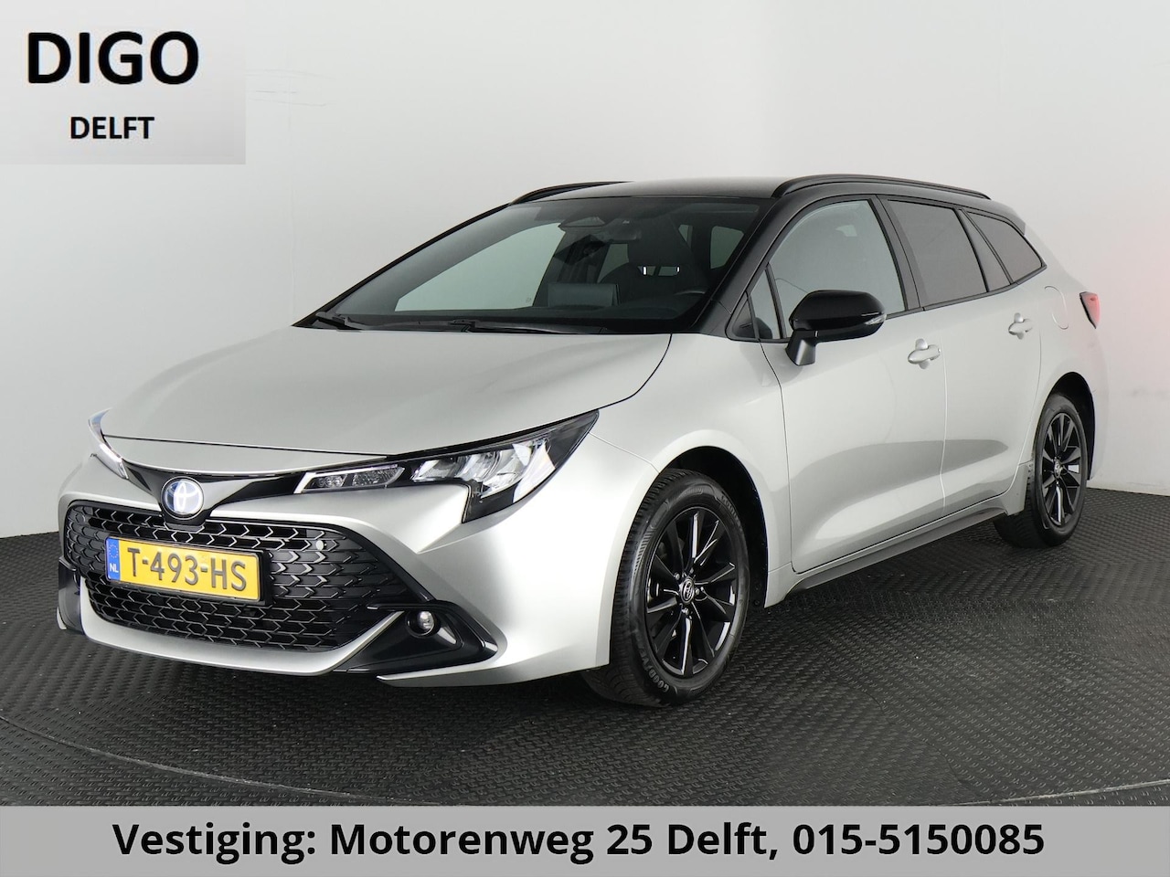 Toyota Corolla Touring Sports - HYBRID 140 BI-TONE ACTIVE GARANTIE TOT 06-2033 NAVIGATIE . ACHTERUITRIJ CAMERA . KEYLESS S - AutoWereld.nl
