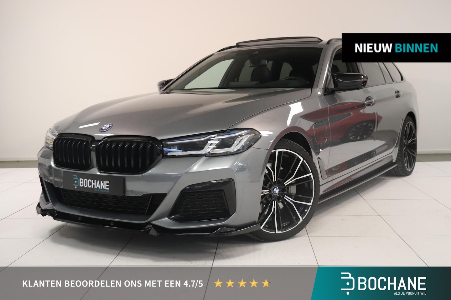 BMW 5-serie Touring - 530e M-Sport | Pano| Trekhaak | Head-Up | 20"Lichtmetaal | - AutoWereld.nl