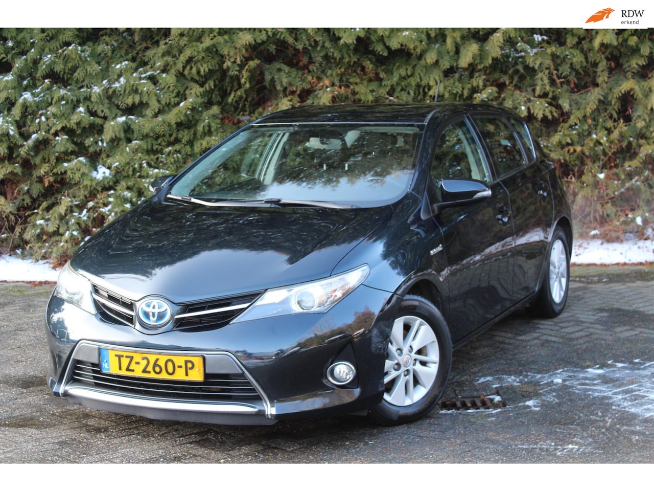 Toyota Auris - 1.8 Hybrid Lease 99PK | Parkeercamera | Navigatie | Cruise Control | Climate Control - AutoWereld.nl