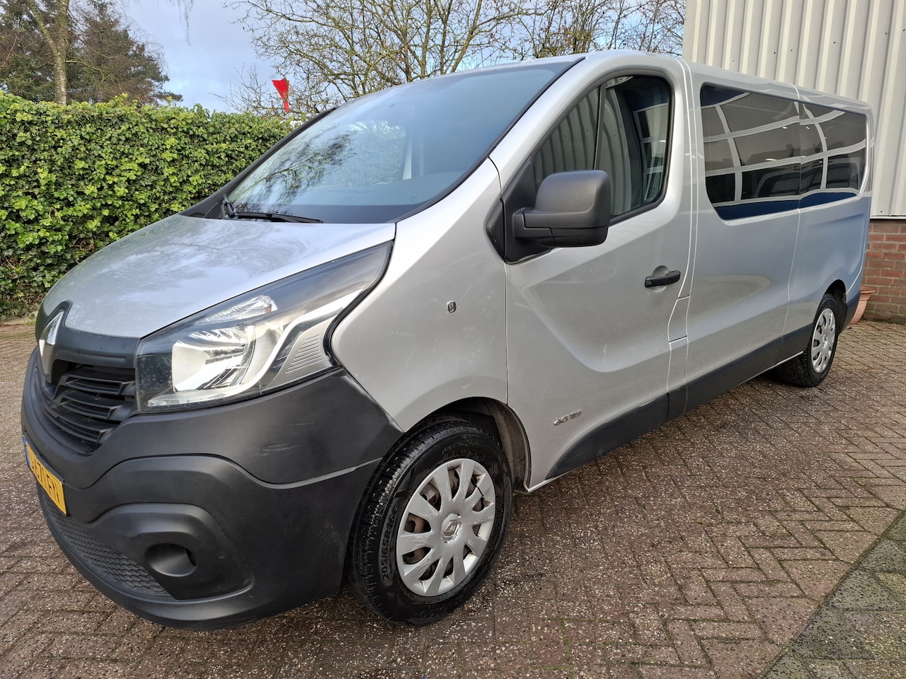 Renault Trafic Passenger - 1.6 dCi 9-PERSOONS 9950.- MARGE AIRCO/CRUISE/PDC 114PK - AutoWereld.nl
