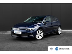Volkswagen Golf - 1.5 eTSI Style DSG | Trekhaak | Navi | Apple Carplay |