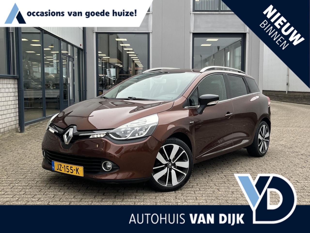 Renault Clio Estate - 1.2 Iconic | NL Auto/2e Eig./Automaat/Navi/Leder/Camera/Clima/Cruise/17"/Stoelverw. - AutoWereld.nl