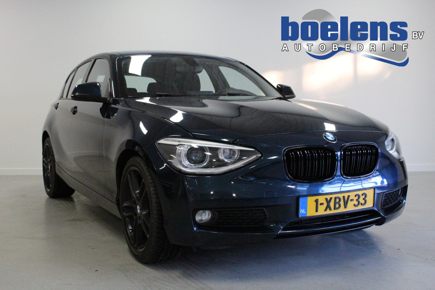 BMW 1-serie - 116i Executive | 18'LMV | CLIMA | PDC-A | CRUISE | APK: NAVIGATIE | AUX | MEDIA/TEL | - AutoWereld.nl