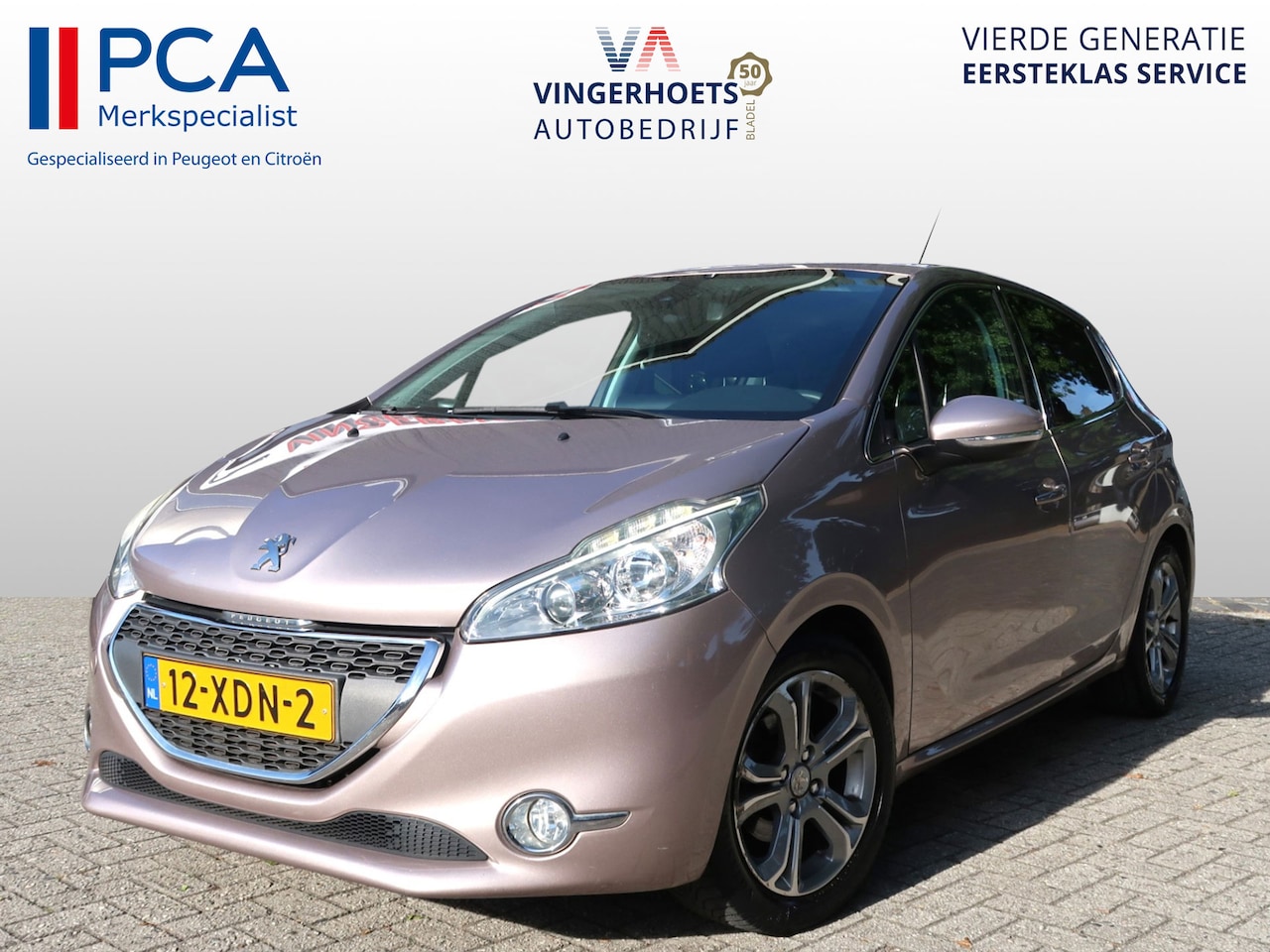Peugeot 208 - 1.6 Benzine Allure Blossem 5-Deurs * Groot Touch Screen Google Maps Spotify via Apple Car - AutoWereld.nl