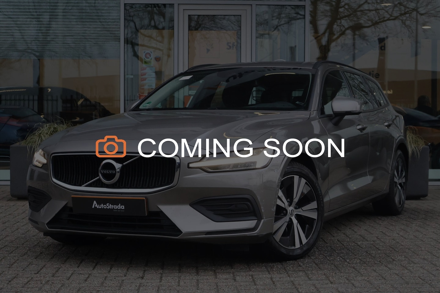 Volvo V60 - B3 Momentum 163pk | ACC | Climate | Navigatie | Carplay | Stoelverwarming | Camera | LED - AutoWereld.nl