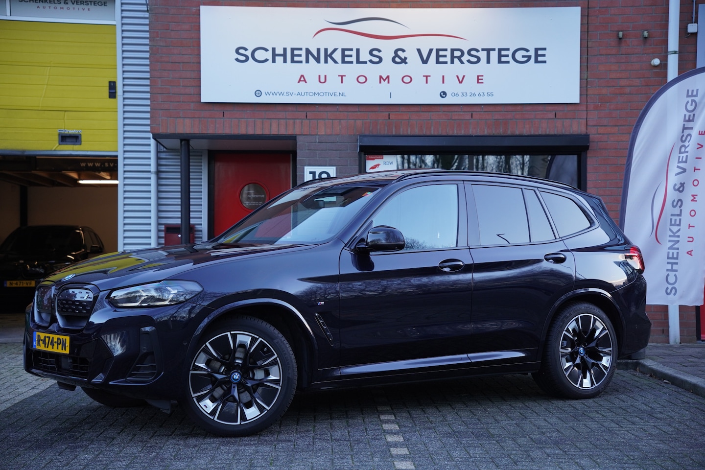 BMW iX3 - High Executive 80 kWh / BTW / Panoramadak / Harman Kardon / Memory Seat / Acc / - AutoWereld.nl