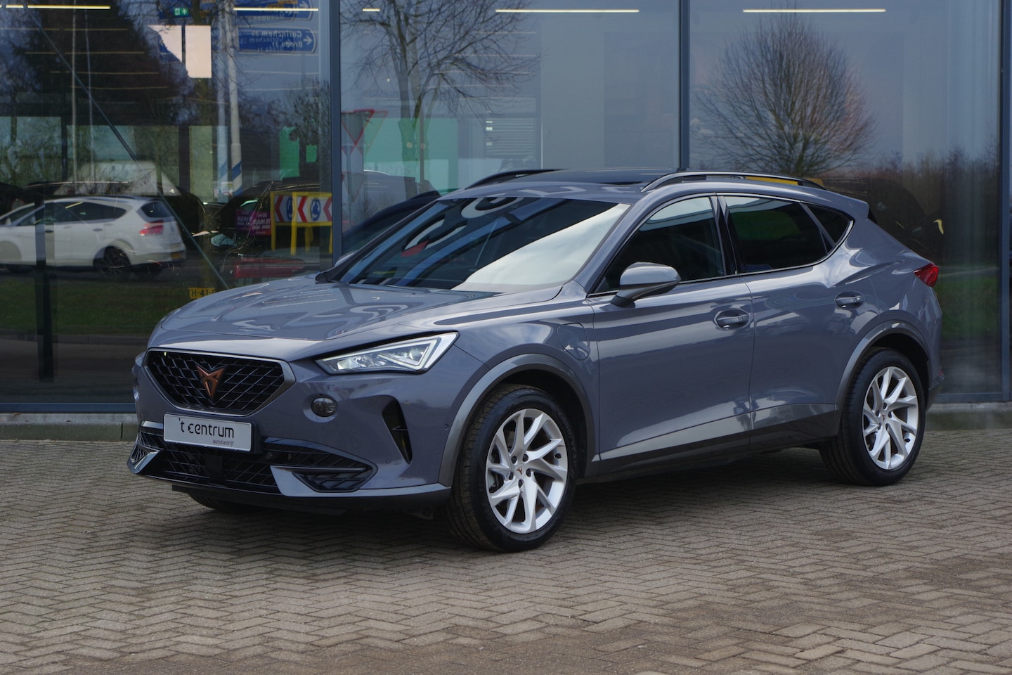 CUPRA Formentor - 1.4 e-Hybrid 204 PK Performance PHEV, Panoramadak, Adap. Cruise Control, Carplay - AutoWereld.nl