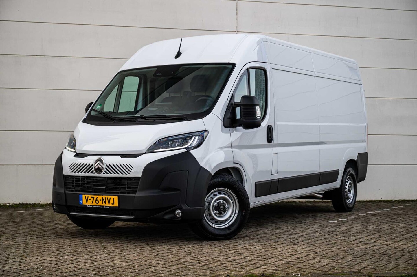 Citroën Jumper - L3H2 2.2 BlueHDI 140pk AUT. |Navi|LED|Camera|Cruise|Virtual Cockpit| - AutoWereld.nl